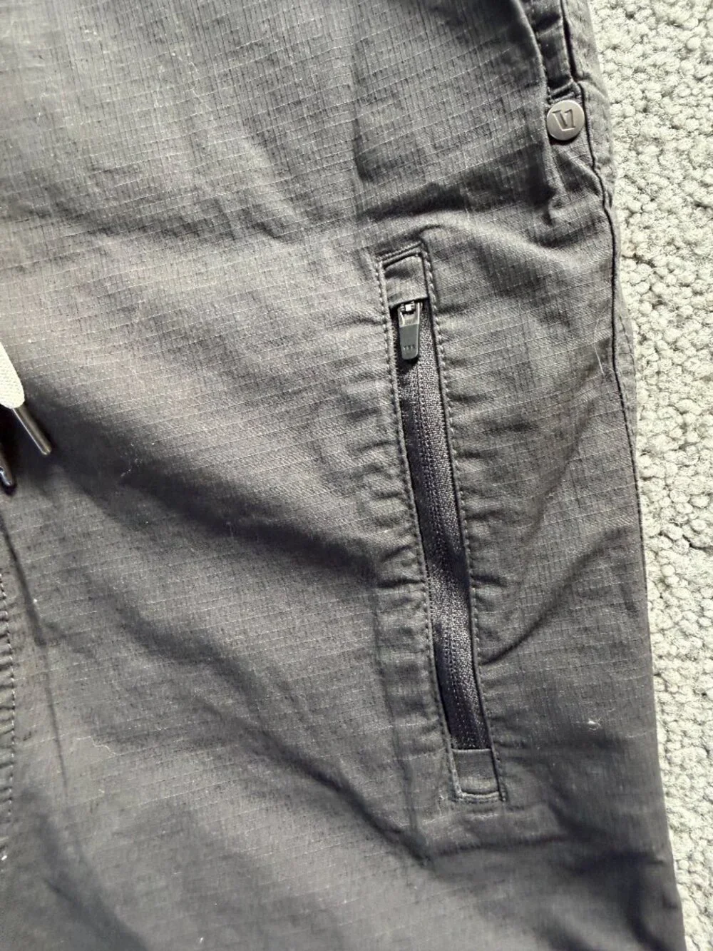 Vuori Men's Ripstop Climber Pants V412 Charcoal Gray Size Medium - EUC